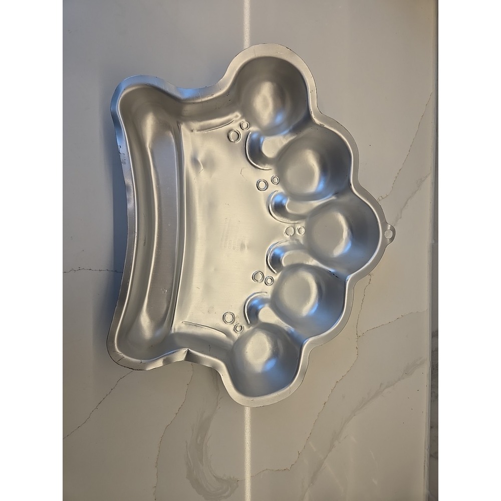 Princess Crown Aluminum Cake Pan from Wilton #2105-1015